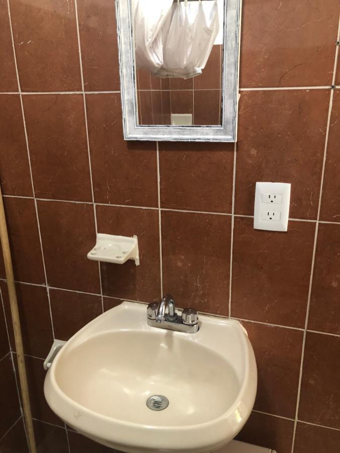 Casa Los Abuelos ホルボックス島 エクステリア 写真