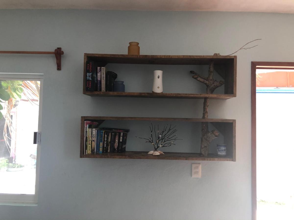 Casa Los Abuelos ホルボックス島 エクステリア 写真