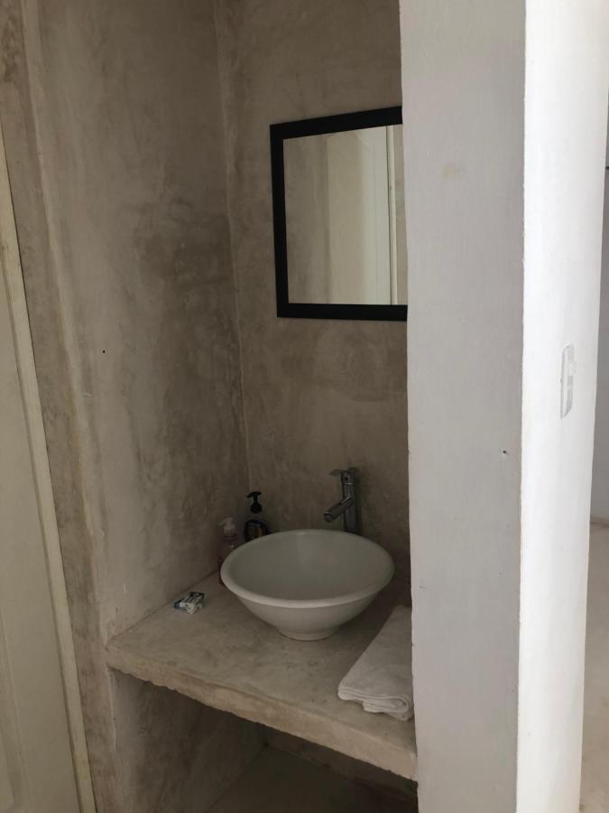 Casa Los Abuelos ホルボックス島 エクステリア 写真