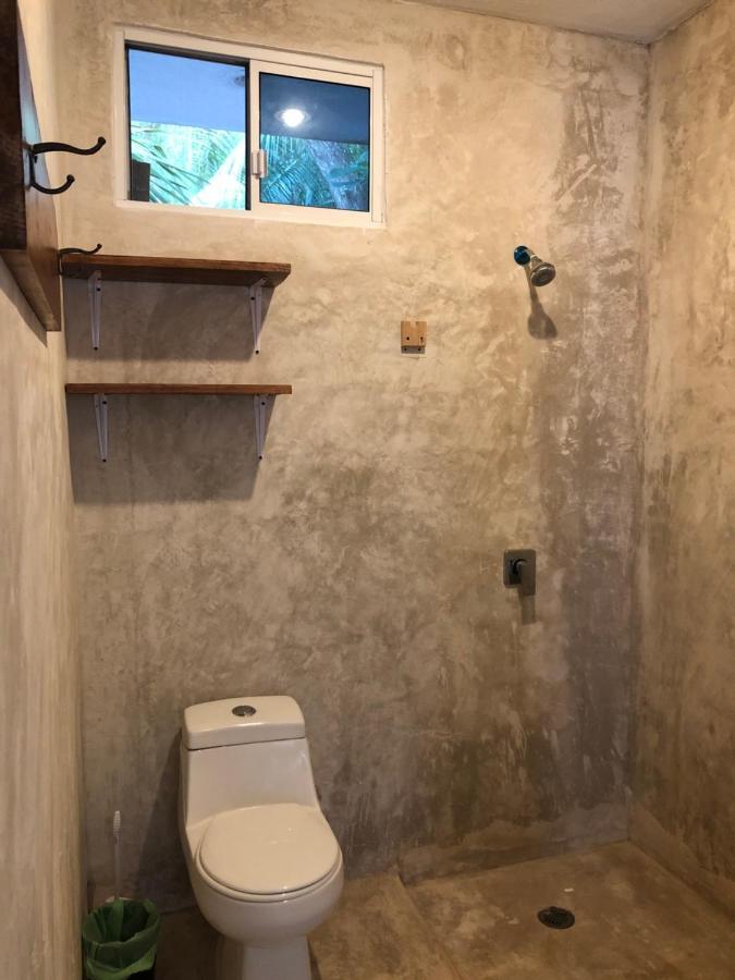 Casa Los Abuelos ホルボックス島 エクステリア 写真