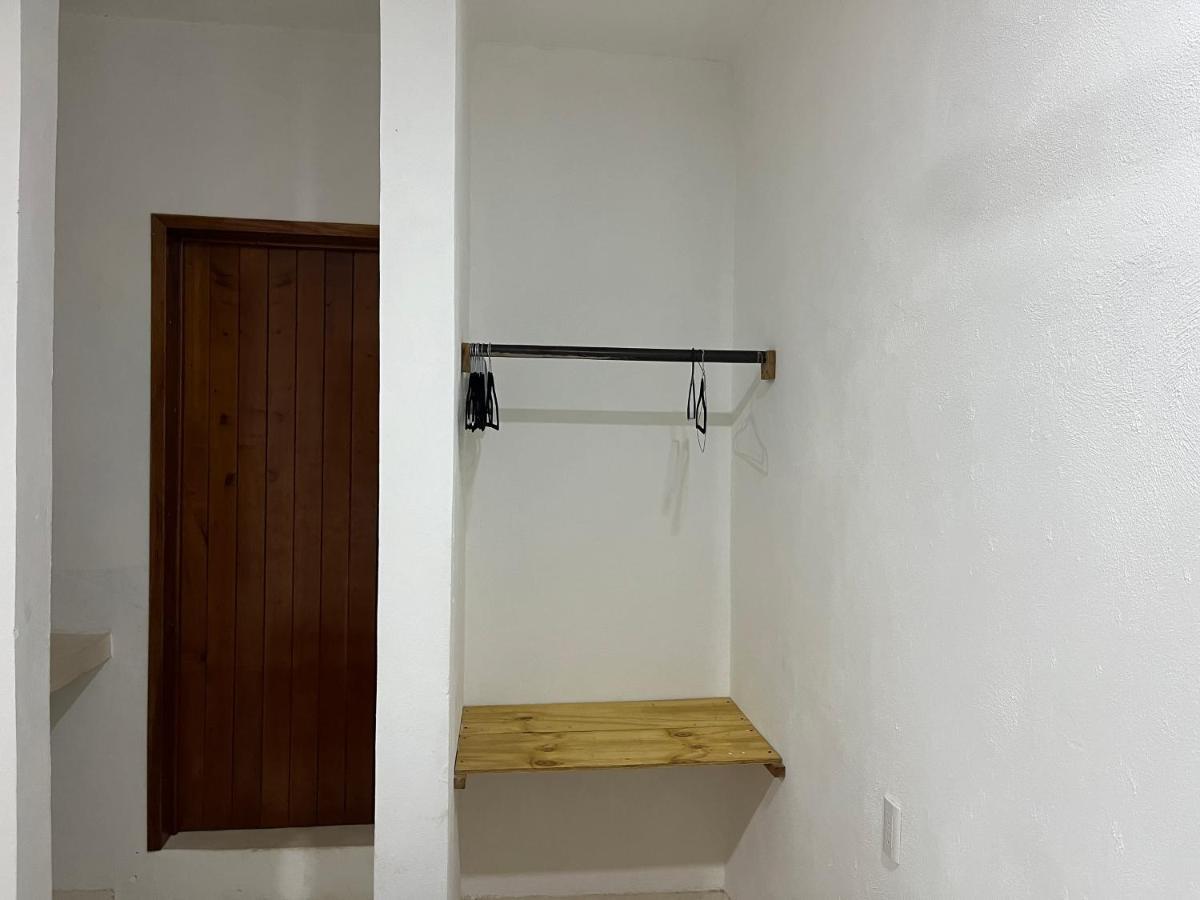 Casa Los Abuelos ホルボックス島 エクステリア 写真
